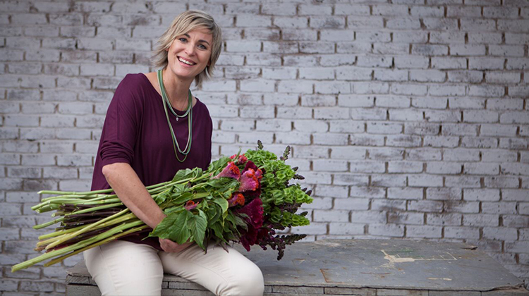 Read more about the article Jill Manson’s Festive Floral Demo